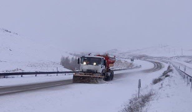 ویدئو| گزارشی از آخرین وضعیت جوی و ترافیکی محورهای شهرستان ملایر جواد نگاهداری معاون راهداری اداره کل راهداری و حمل و نقل جاده ای استان همدان