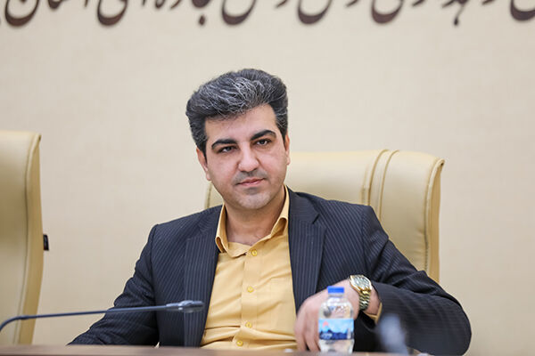 جابه جایی سالانه ۴۰ میلیون تُن کالا و بیش از ۱.۵ میلیون مسافر در بیش از ۵ هزار کیلومتر شبکه جاده ای استان یزد مدیرکل راهداری یزد