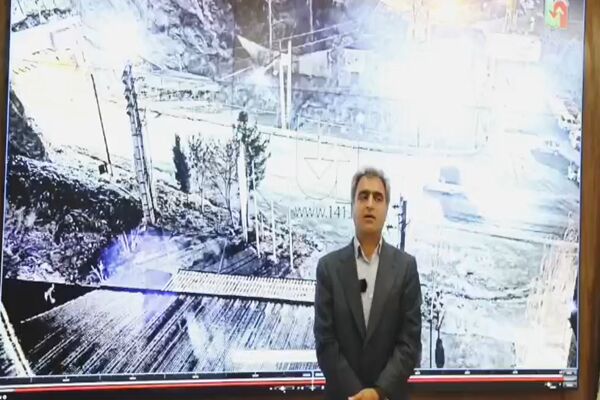 ویدیو|توضیحات و توصیههای مدیر کل راهداری استان البرز در خصوص شرایط برفی محورهای مواصلاتی استان و اقدامات راهداران ویدیو|صحبت های علی زندی فر مدیر کل راهداری و حمل و نقل جادهای استان البرز در خصوص آغاز بارش برف در سطح محورهای مواصلاتی استان البرز