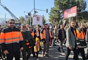 ببینید| حضور همکاران راهداری و حمل و نقل جادهای استان خراسان جنوبی در راهپیمایی با شکوه روز ۲۲ بهمن
