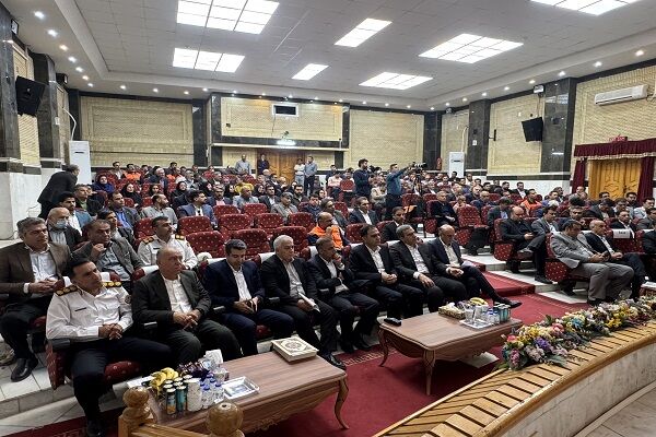 ویدیو| آیین تکریم و معارفه مدیر کل راهداری و حمل و نقل جاده ای استان بوشهر ویدیو/ آیین تکریم و معارفه مدیر کل راهداری و حمل و نقل جاده ای استان بوشهر