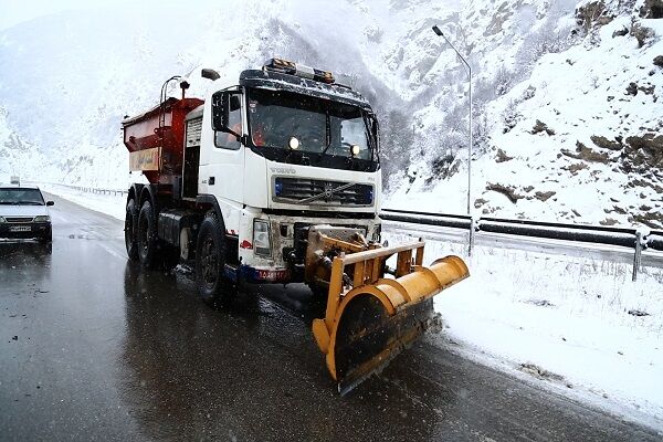 ویدئو| عملیات برفروبی و بازگشایی محور ارتباطی شورآب شهرستان سوادکوه توسط راهداران استان مازندران ماندران