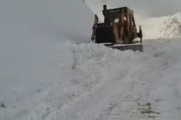 ویدئو| برفروبی محور سروآباد _اورامان گردنه ژالانه با تلاش راهداران شهرستان سروآباد کردستان برف روبی