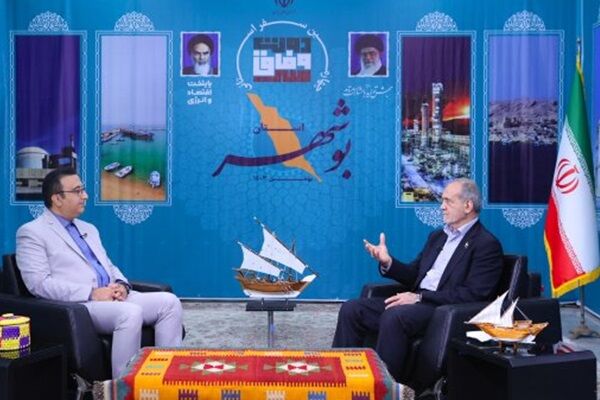 پیگیر جذب سرمایهگذاران بینالمللی برای توسعه اقتصاد دریامحور و تکمیل کریدور شمال-جنوب و شرق- غرب هستیم رییس جمهور