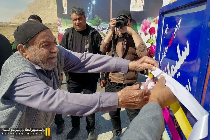 روشنایی ورودی روستای پاقلات در لارستان افتتاح شد روشنایی روستای پاقلات