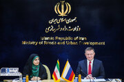 ببینید| امضای نقشه راه همکاریهای حمل و نقلی و ترانزیتی سال ۲۰۲۵ و الحاقیه مطالعات مهندسی قرارداد اجرایی ساخت پروژه راهآهن رشت آستارا بین وزیر راه و شهرسازی ایران و وزیر حمل و نقل روسیه