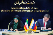 ببینید| امضای نقشه راه همکاریهای حمل و نقلی و ترانزیتی سال ۲۰۲۵ و الحاقیه مطالعات مهندسی قرارداد اجرایی ساخت پروژه راهآهن رشت آستارا بین وزیر راه و شهرسازی ایران و وزیر حمل و نقل روسیه
