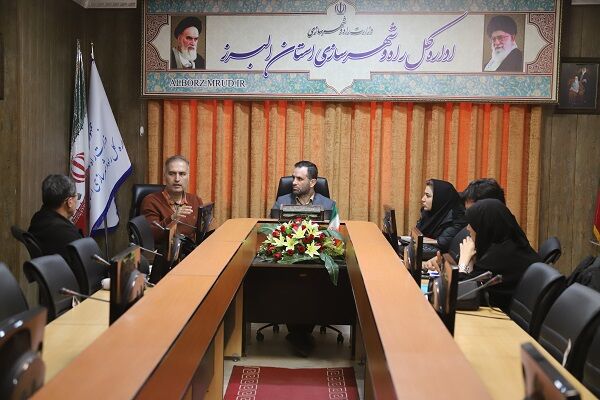 بررسی ضرورت بازنگری طرح بافت فرسوده و تهیه طرحهای بازآفرینی شهر کرج بررسی ضرورت  بازنگری طرح بافت فرسوده و تهیه طرح های بازآفرینی شهرکرج در استان البرز