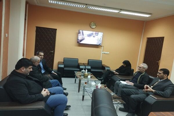 نشست مشترک سرپرست راه و شهرسازی گیلان با نماینده مردم شهرستانهای رشت و خمام در مجلس گیلان
