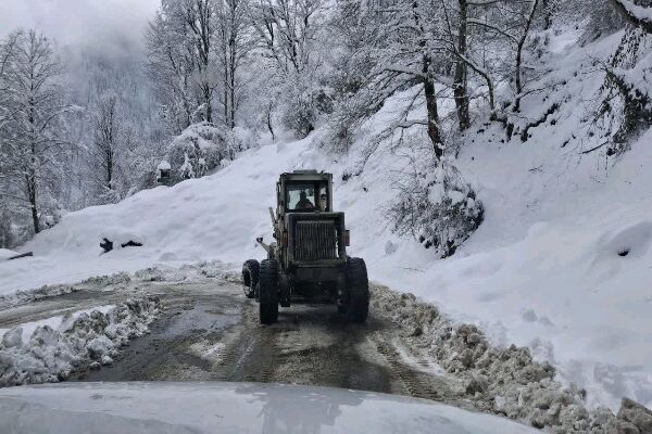 ویدیو|بازگشایی و برفروبی محور ماسال به گیلوان  ویدیو