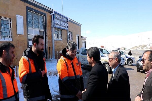 تقدیر استاندار همدان از خدمات راهداری در گردنه اسدآباد تقدیر استاندار همدان از خدمات راهداری در گردنه اسدآباد