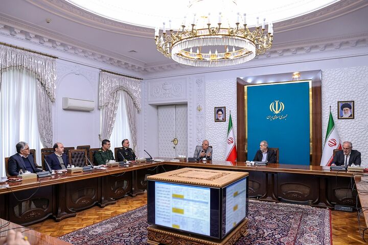 بهرهگیری از ظرفیتها و نیروهای محلی در همه طرحهای توسعه دریامحور در اولویت باشد اقتصاد دریا محور
