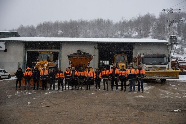 برفروبی ۵۷۱۰ کیلومتر از محورهای کوهستانی استان مازندران  مازندران