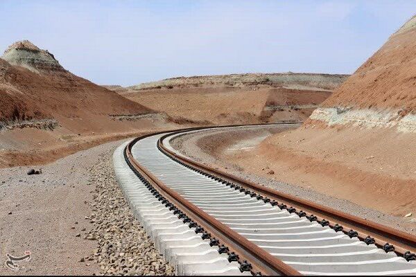 ریلگذاری راهآهن شهرکرد به زودی شروع میشود راه آهن