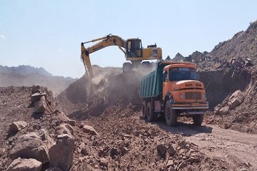 ببینید| ساخت محور اصلی در مسیر سخت گذر اسکل آباد-گوهرکوه- بزمان استان سیستان و بلوچستان