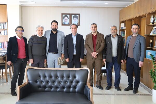 تقدیر مدیرکل راه و شهرسازی استان البرز از جانبازان سرافراز این اداره کل تقدیر مدیرکل راه و شهرسازی استان البرز از جانبازان سرافراز این اداره کل