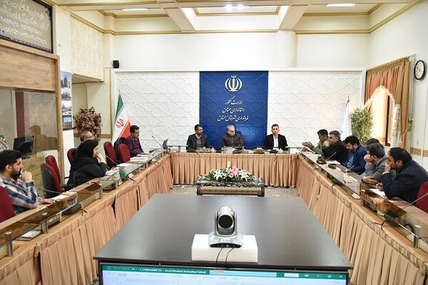 جلسه پیگیری مشکلات ساخت خانههای ویلایی جایگزین مسکن مهر ناایمن سمنان برگزار شد جلسه قطعات 23 و 24 سمنان