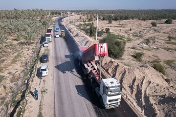 ویدیو| عملیات اجرایی پروژه تعریض و بهسازی محور سعدآباد به جتوط شهرستان دشتستان استان بوشهر