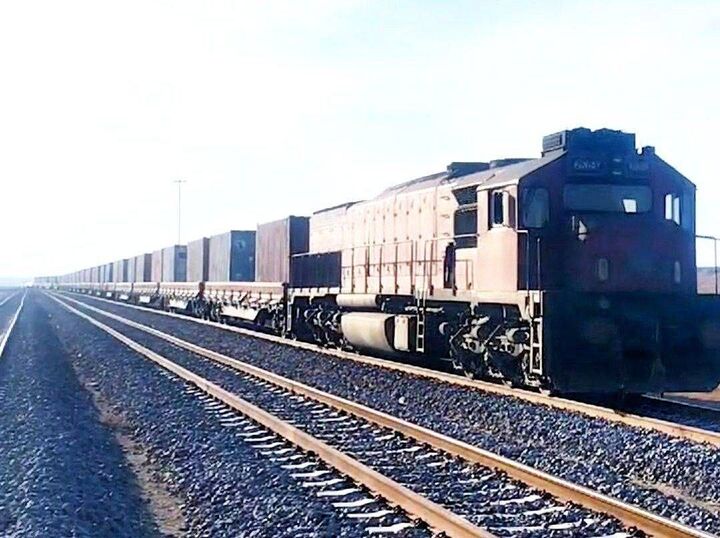 رشد بی‌سابقه حمل‌ونقل ریلی؛ حمل۴۰ قطار کانتینری در مسیر ریلی  چین–ایران