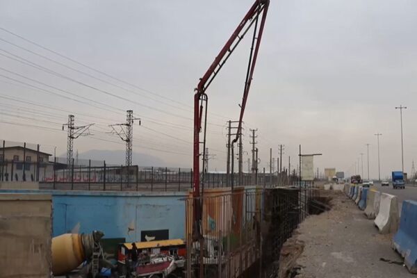 ویدیو| عملیات بتن ریزی پروژه رفع نقطه حادثه خیز آزادراه کرج- قزوین محدوده کوهسار  ویدیو| عملیات بتن ریزی پروژه رفع نقطه حادثه خیز آزاد راه کرج قزوین محدوده کوهسار