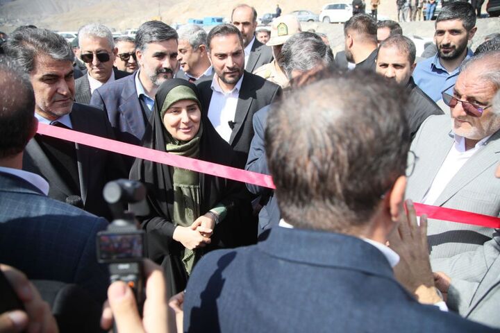 بهرهبرداری از ۱۲۰ کیلومتر روکش آسفالت در آذربایجان غربی با حضور وزیر راه و شهرسازی ع