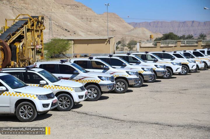 ۱۴۰ راهدار در لارستان آماده خدمت رسانی به مسافران نوروزی ماشین آلات راهداری