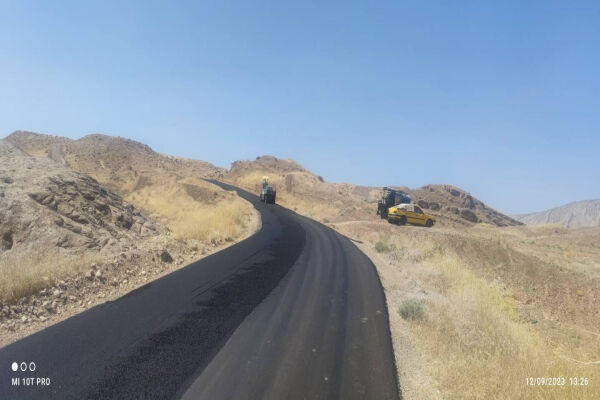 آسفالت بیش از ۲۰ کیلومتر راه روستایی در استان ایلام اسفالت