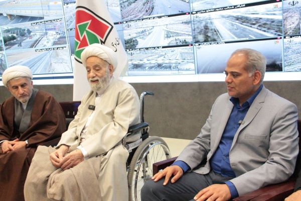 ویدیو | توصیههای حجت الاسلام و المسلمین قرائتی در مرکز مدیریت راههای خراسان رضوی به رانندگان در ایام نوروز ( بخش چهارم ) توصیههای حجت الاسلام و المسلمین قرائتی در مرکز مدیریت راههای خراسان رضوی به رانندگان در ایام نوروز ( بخش چهارم )