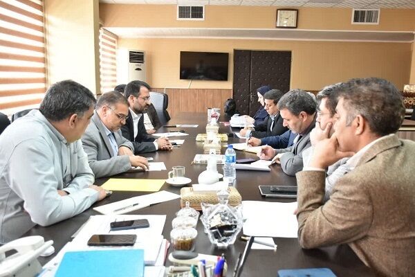 روند اجرای پروژه خانههای ویلایی جایگزین مسکن مهر ناایمن سمنان بررسی شد جلسه قطعات 23 و 24 مسکن مهر سمنان