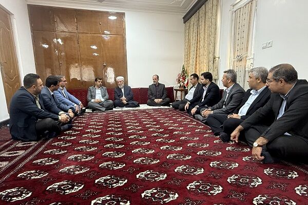 دیدار مدیرکل راه و شهرسازی گلستان با نماینده استان در مجلس خبرگان راه و شهرسازی گلستان