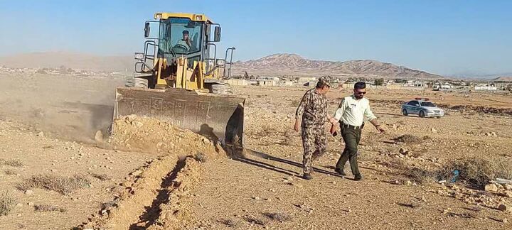 دست سودجویان از ۱۶۰ میلیارد ریال زمینهای ملی در شرق استان سمنان کوتاه شد   اقدامات یگان حفاظت فارس