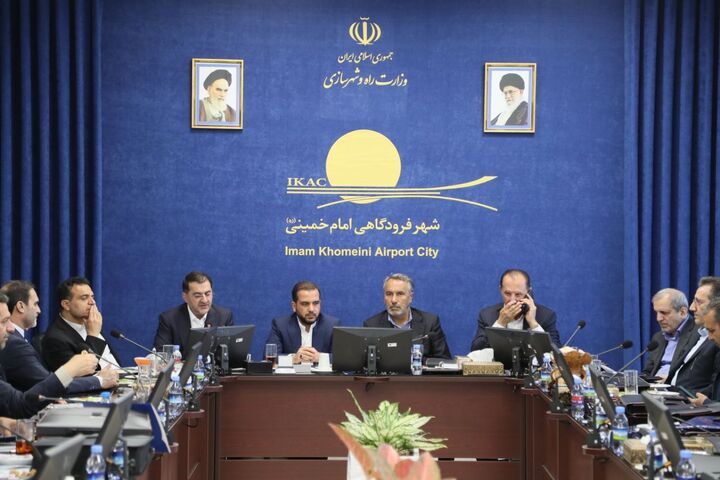قدردانی کمیسیون عمران مجلس از ارتقای جایگاه شهر فرودگاهی امام خمینی(ره) در منطقه ببینید| بازدید اعضای کمیسیون عمران مجلس شورای اسلامی از روند توسعه و پیشرفت پروژههای شهر فرودگاهی امام خمینی (ره)