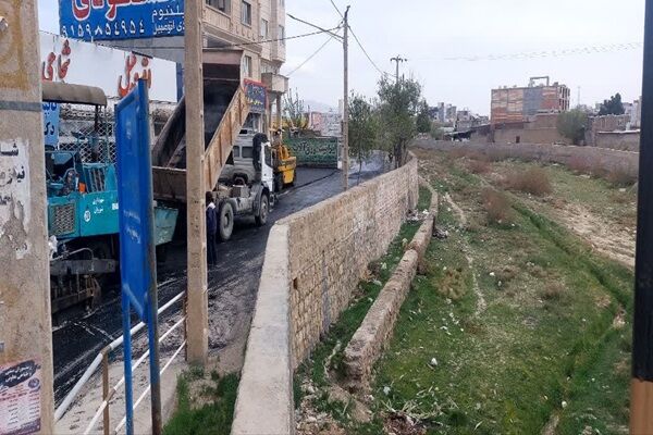 ۹ هزار مترمربع آسفالت در محلات بافتهای ناکارآمد شهری شیروان انجام شد ۹ هزار مترمربع آسفالت در محلات بافت های ناکارآمد شهری شیروان خراسان شمالی انجام شد