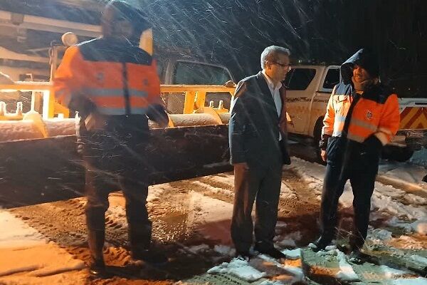 برفروبی ۲۵۰۵ کیلومتر - باند از راههای استان آذربایجان شرقی برف