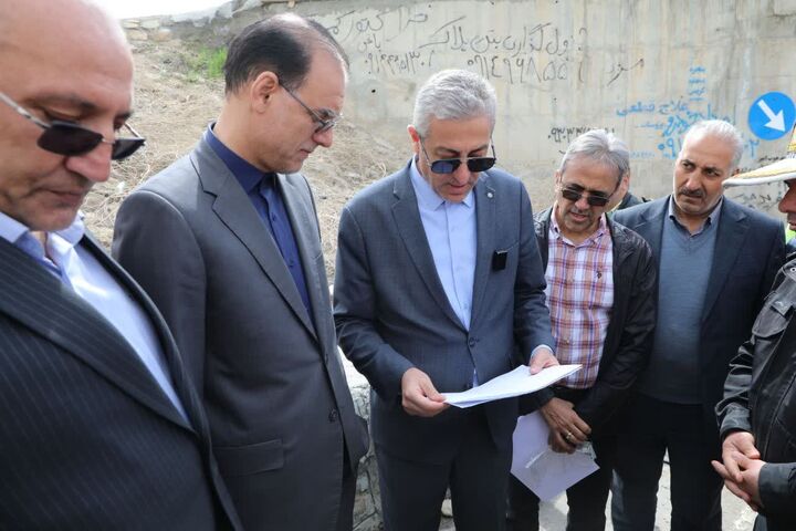 مشکل جمع آوری آبهای سطحی زیرگذر محور ارومیه-مهاباد برطرف شد