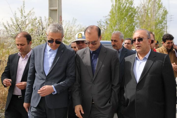 مشکل جمع آوری آبهای سطحی زیرگذر محور ارومیه-مهاباد برطرف شد