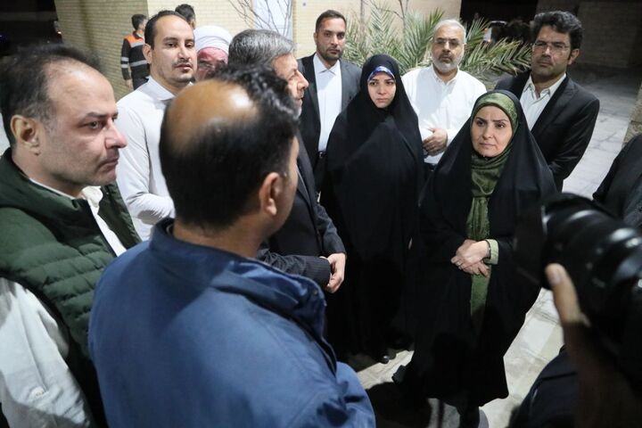 بازدید شبانه وزیر راه و شهرسازی از ایستگاه راه آهن نایین در استان اصفهان  راه آهن