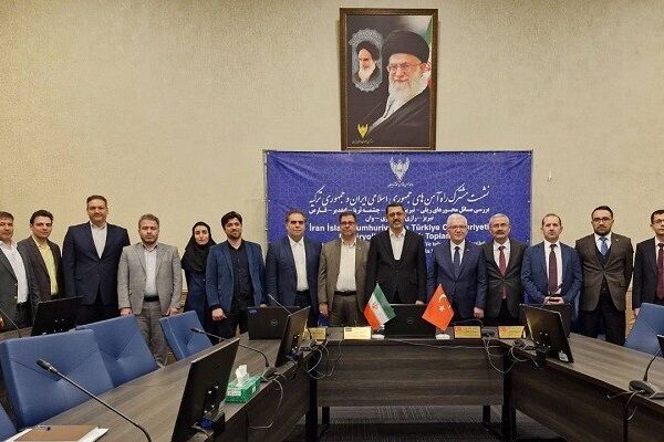 اتصال خط جدید ریلی تبریز- مرند-چشمه ثریا-کارس میان ایران و ترکیه بررسی شد نشست راه آهن ایران و ترکیه