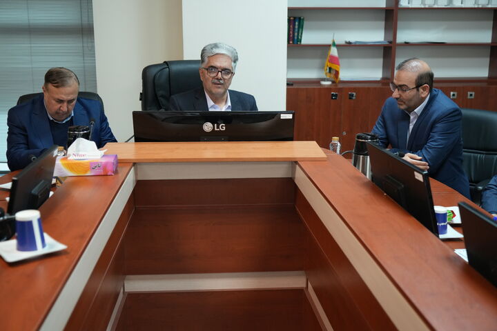 ساماندهی تهران با ممانعت از اقدامات تشدید کننده تمرکز و راهکارهای تراکمزدایی جلسه کاظمیان