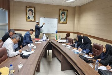 ببینید | برگزاری بیست و سومین جلسه آموزشی ضوابط و مقررات رسیدگی به پرونده های امور واگذاری در خوزستان