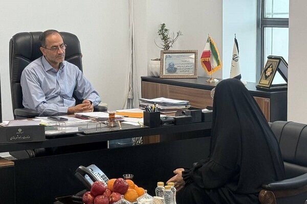 پاسخگویی بیواسطه؛ معاون وزیر راه و شهرسازی پای صحبت همکاران ستادی نشست رحیمی