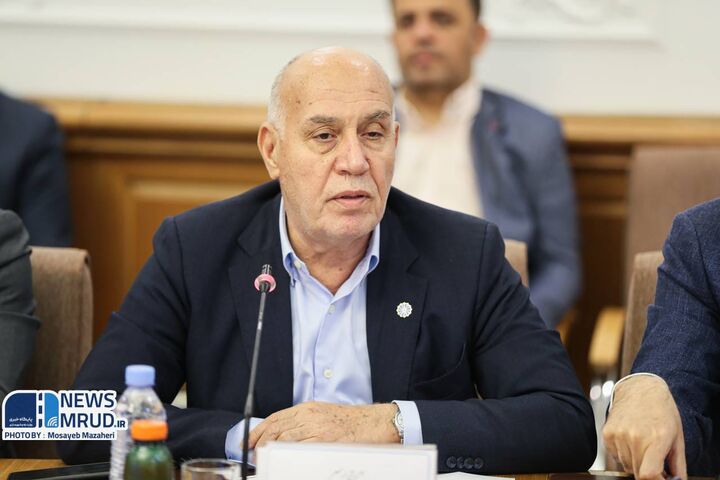 بررسی راهکارهای بخش خصوصی برای رفع چالشهای صنعت ساختمان، پشت میز مسکن وزارت راه و شهرسازی ببینید | هم اندیشی تشکل های حرفه ای بخش مسکن و ساختمان با حضور وزیر راه و شهرسازی