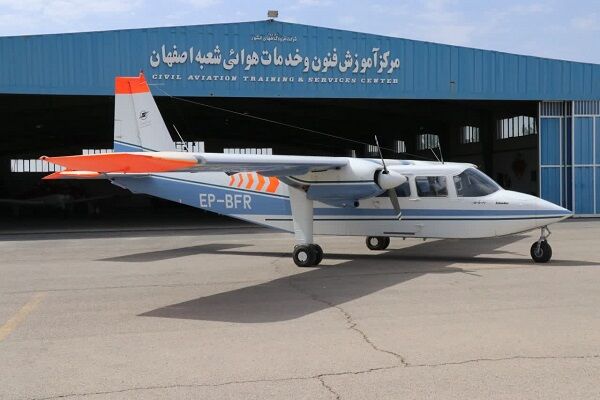 پرواز هواپیمای دوموتوره آیلندر پس از ۱۶ سال زمینگیری هواپیمای دوموتوره آیلندر