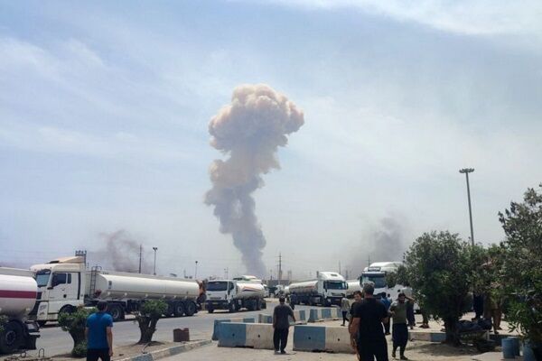 سرپرست سازمان بنادر و دریانوردی سریعا به محل حادثه بندر شهید رجایی اعزام شد/ علت انفجار در دست بررسی است  انفجار