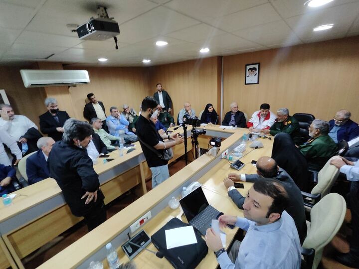 وزیر راه و شهرسازی در جلسه مدیریت بحران استان هرمزگان حضور یافت