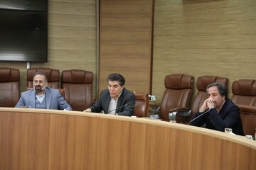 ببینید | حضور مدیرکل راه و شهرسازی استان البرز در جلسه نهضت مدرسه‌سازی