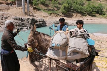 بازدید مدیرکل راهداری چهارمحال‌وبختیاری از پل گزستان