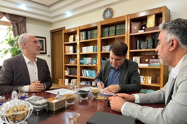 ضرورت تمرکز ساخت و سازهای دولتی در سازمان مجری و تخصیص ۱۰۰ درصدی اعتبارات به پروژههای عمرانی سازمان  جلسه