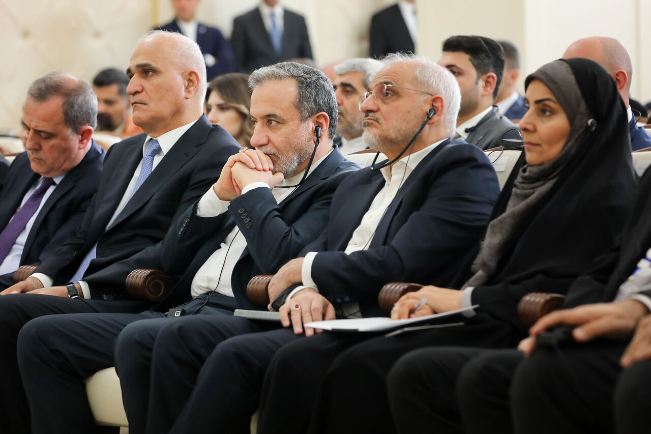 امضای تفاهمنامه همکاری میان ایران و جمهوری آذربایجان در حوزه حملونقل