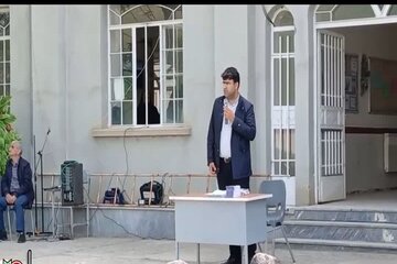 ویدئو|برنامه آموزش فرهنگ ترافیک برای دانش آموزان در شهر آبش احمد/آذربایجان شرقی